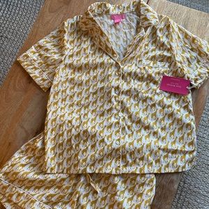 Isaac Mizrahi matching sleep set